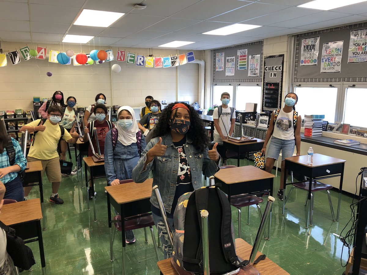 First week of school ✅ Group of awesome 6th graders ✅✅ Excited to be their teacher ✅✅✅ #d109pride #bvpride #6thgraderocks