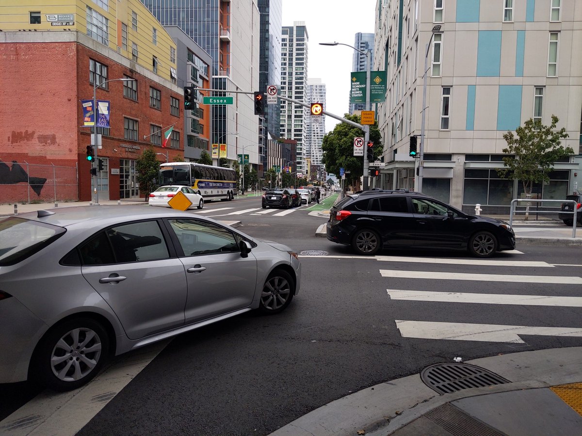 jefposk's tweet photo. #ZeroVision Folsom and Essex https://t.co/Nukyrbpv8j