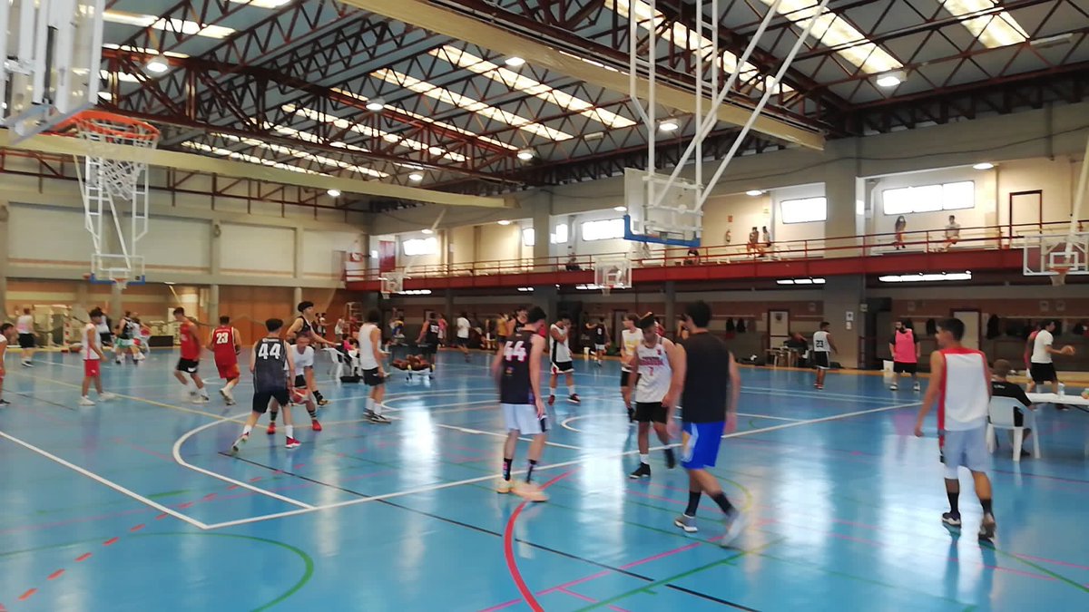 ARMILLACB's tweet photo. 👏🏻Gracias a todos los participantes por su buen comportamiento, por divertirse y competir al máximo nivel. 👏🏻
Sin lugar a dudas el broche perfecto para finalizar el #CBAsummer21 y comenzar con las pilas cargadas para el 2021-2022 🔋 https://t.co/oRaRzGIhQ4