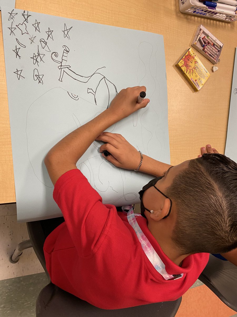 daceyhughes's tweet image. Drawing an end to Day #9 with some creativity in Mrs. DeAngelis’ art class. #ManateesMakeitHappen