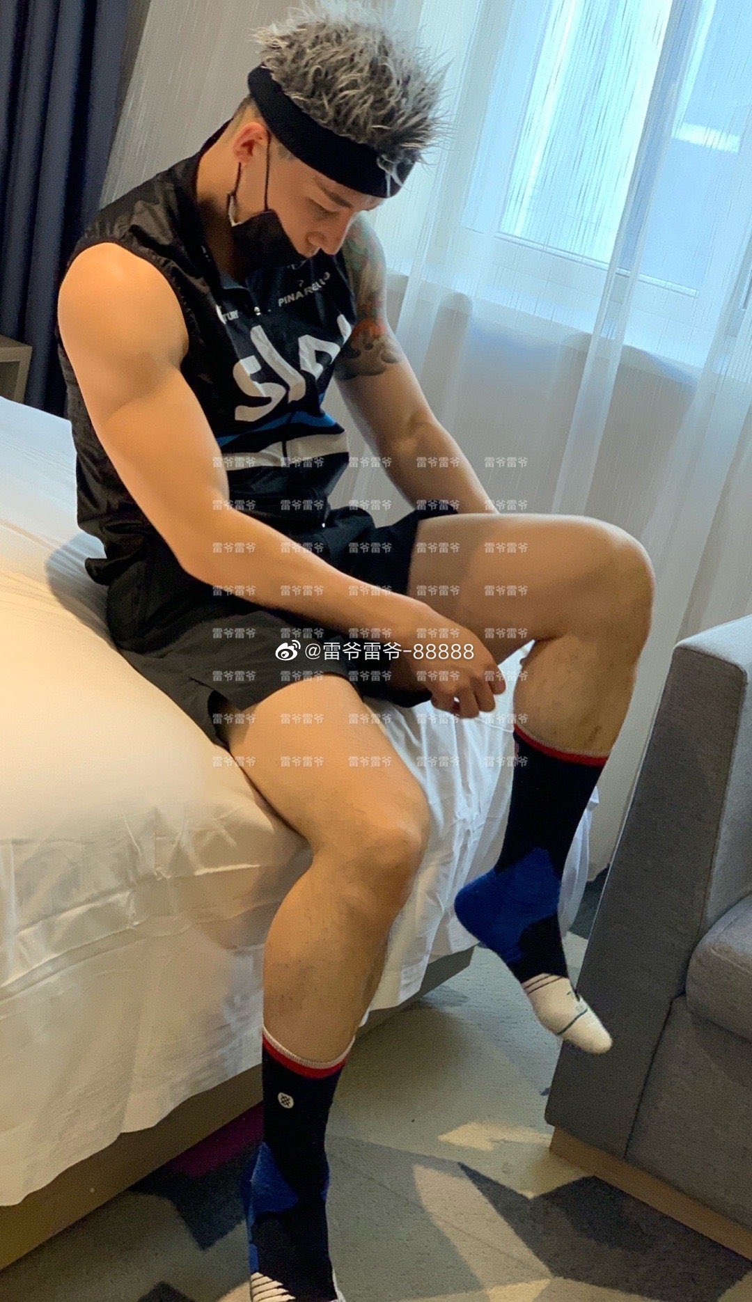 深夜男朋友_ on X: 雷爷小张亮资源齐全哦雷爷百分之九十的男模视频资源都有的哈雷爷资源持续在线哦