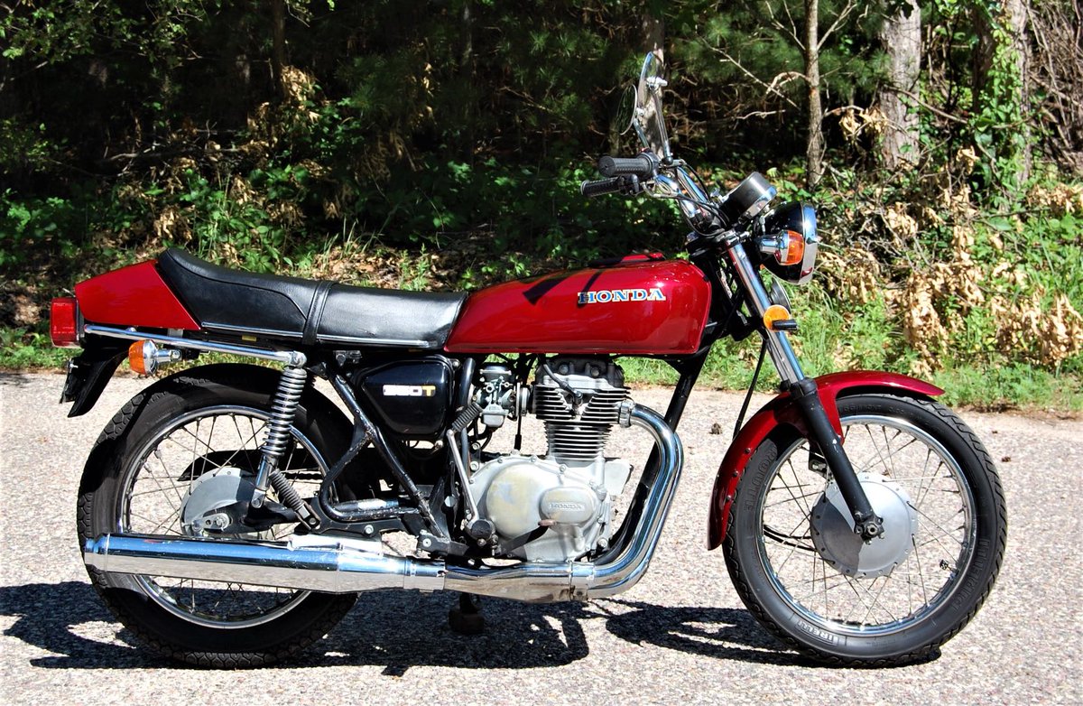 MotorcyclesJPN's tweet photo. 【CJ360T】
"Styling is lean and clean-minimal plastichrome, a long, sleek, tapered 3.7 gallon tank, duck-tail seat that is comfy as well as cool looking, and there's a nifty..." 
[Motorcycle No. 237 (Ⅰ)]
#CJ360T #CB360T #CJ250T #CB250T #Honda

《Web》https://t.co/6HwyFYY2Eo https://t.co/WhKbk2Bq83
