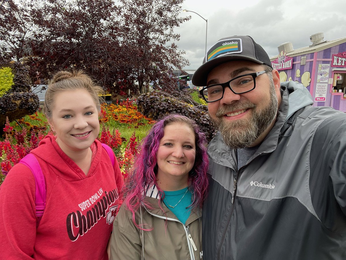 AlaskaStateFair's tweet photo. Excited to see @AdamLegg & Sherri Legg from the YouTube channel LeggLife at the Fair for their 4th year! They took over the Fairβs Instagram account with a friend! Itβs her 1st Alaska State Fair!
π Surprise TAKEOVER! #AKFairFun π‘β¨ πΆ Check out: https://t.co/NW38TixNEp https://t.co/i3fK71r55V