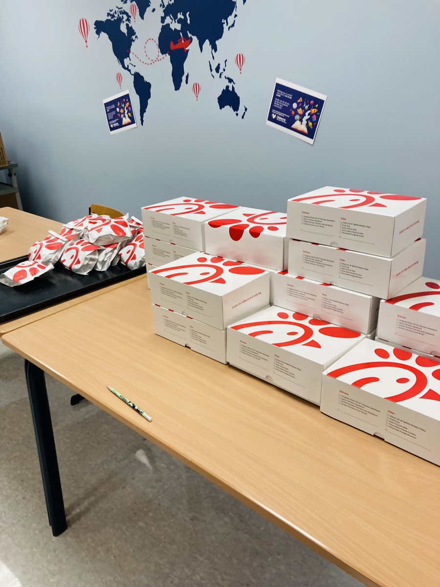 Thank you to <a href="/ValeroEnergy/">Valero</a> <a href="/MichaelMWalter/">Michael Walter</a> for a delicious lunch for staff at J.R Harris ES. 😊We definitely enjoyed it! Thank you for all you do here at J.R. Harris ES! You continue to make a impact to our school community! <a href="/jrharris166/">JR Harris Elementary</a> #travellingtonewheights ✈️✨❤️💙🤍