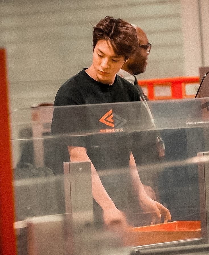 เจเอ็นมัม tweet media