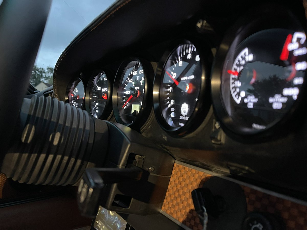 FelltenSystems's tweet photo. Time for this 964 back date to head back to its owner. Tesla Large drive unit, 53kwh battery pack and 6.6kw charger. Check out our bolt in kits at  https://t.co/B5wISfgGXf @911retroworks @classicretrofit #porsche964 #porsche911 #electricporsche https://t.co/EUPFv1dNpE