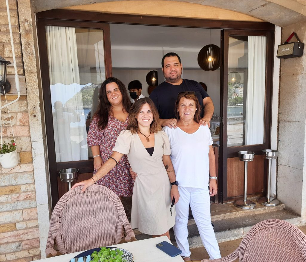 Fora Vila digital tweet media