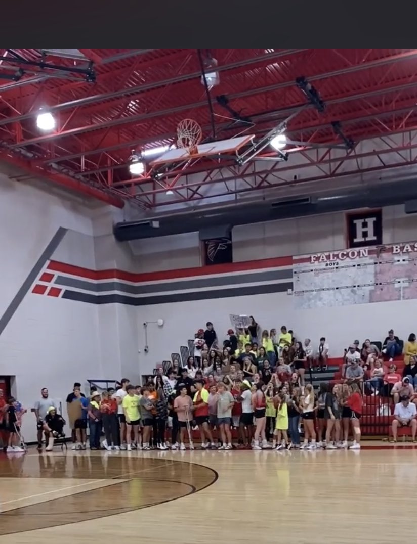 School PRIDE at its finest with the best showing of our Loud Crowd and fans! Thanks for bringing that energy and helping us out!❤️🏐🖤 <a href="/HHS_LoudCrowd/">Huffman Loud Crowd</a>