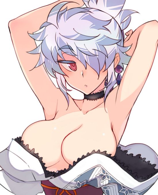 すぐおっぱい出してくる雪女さん 