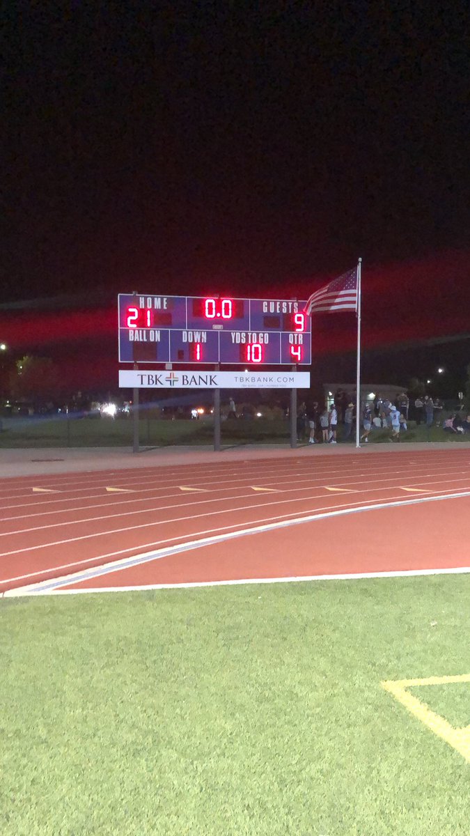 Final score @FHS_Warriors_FB 21 <a href="/SCRaptorsAD/">Silver Creek AD</a> 9. Great game Warriors and good luck to the Silver Creek football team this year. #StVrainStorm <a href="/Frederick_HS/">FrederickHSGoldenEagles</a> <a href="/goSVVSD/">Chase McBride</a>