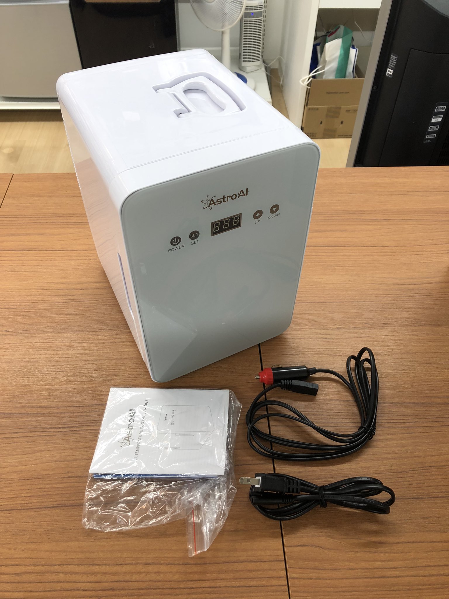 【 限定値下げ中！】ミニ冷蔵庫♡ dショッピング |冷蔵庫 小型 1ドア冷蔵庫 46L YFR-51(W) 小型