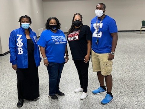 Wattsup51's tweet image. We stuffing backpacks for Spreading Hope Back 2 School Bash for children with Unique Needs. Love for the community, Supporters of Families with Sickle Cell Disease, Phi Beta Sigma &amp;amp; Zeta phi Beta &amp;amp; @2dawgsR 
@etanthomas36
@TDLockett12 @AdrianPeterson 
#supportsicklecell