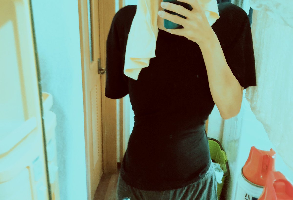 ゲロロ二等兵𓃵超天然ショタボの人 tweet media