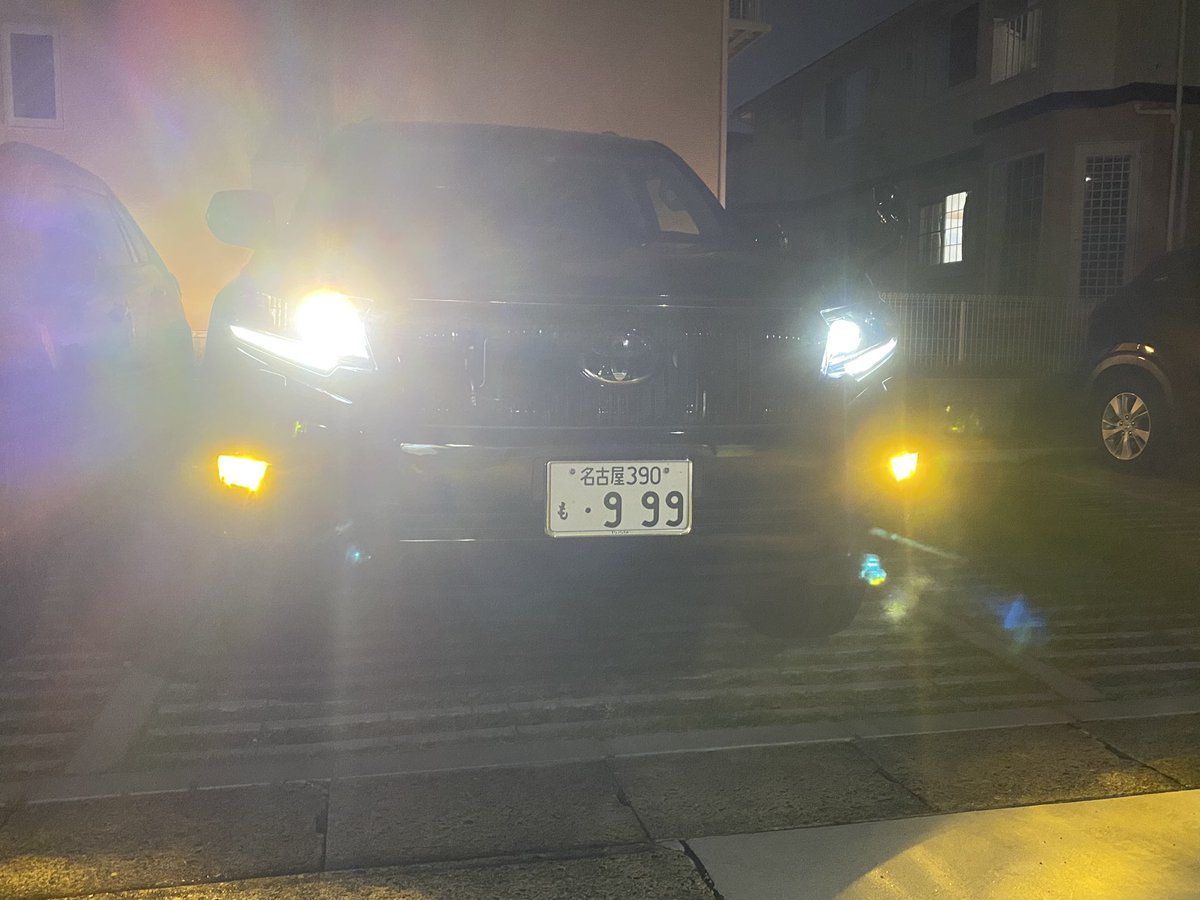 もっちゃん 車が盗難されてから約1ヶ月経ちました 昨日車両保険の申請してきました 昨今 ホントに盗難が多い 本当に許せない 警察も探した結果を教えてって連絡したけど何一つ連絡くれない 何だこの世の中 何か行動を起こしたい そんな気分です