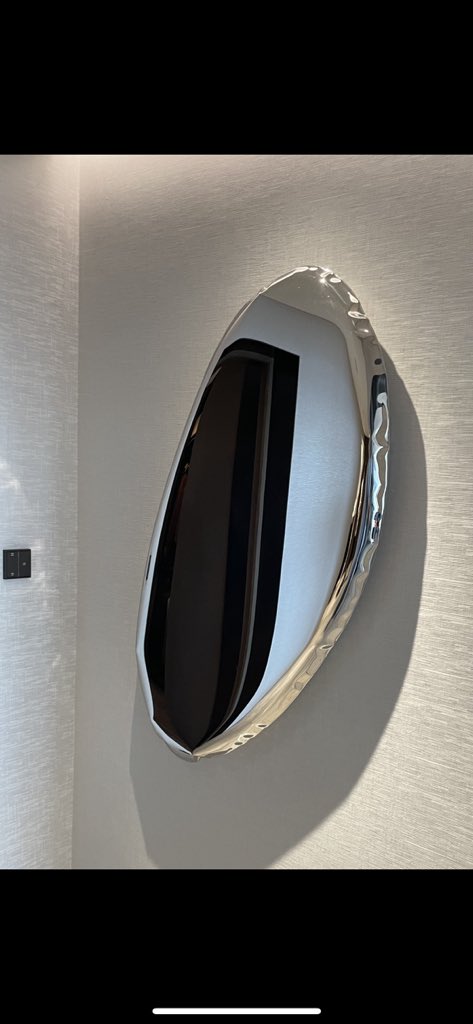 You know you’re too deep into NFTs when you see a nice fidenza while on a flight and a rare fvck crystal IRL