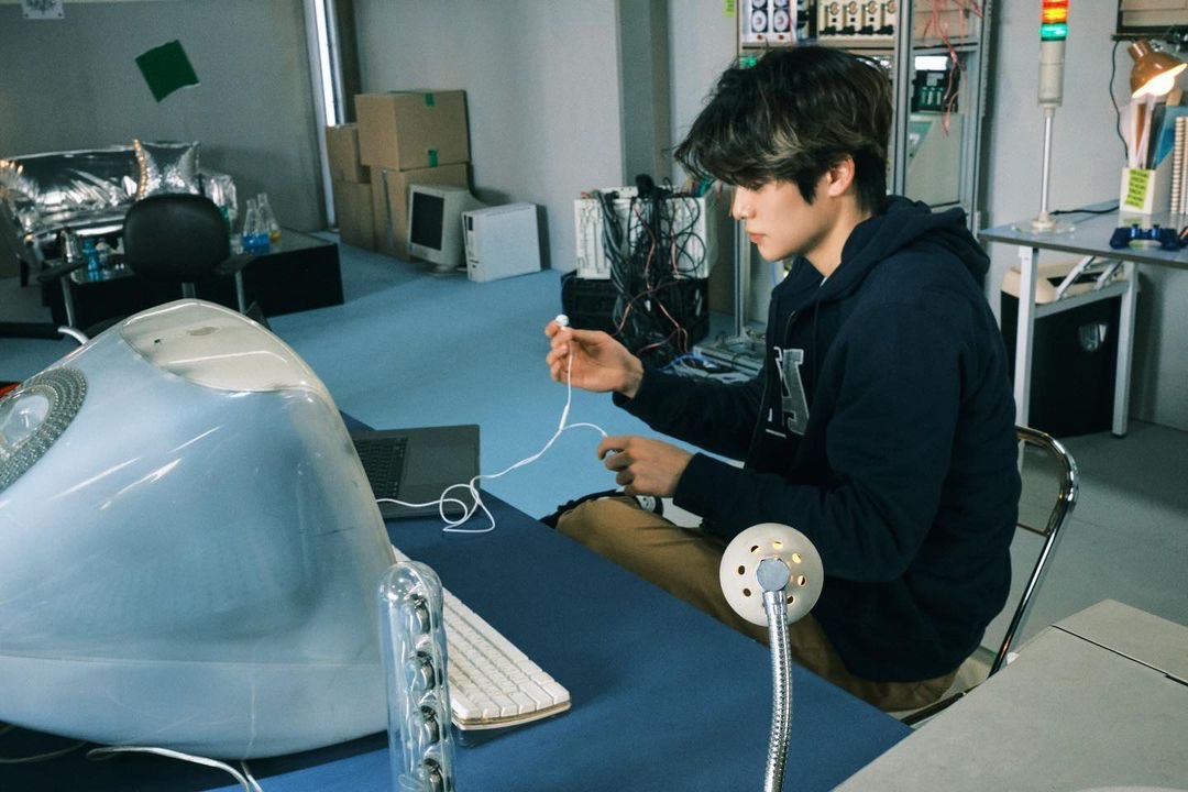 ً (@jjhlooks) on Twitter photo 