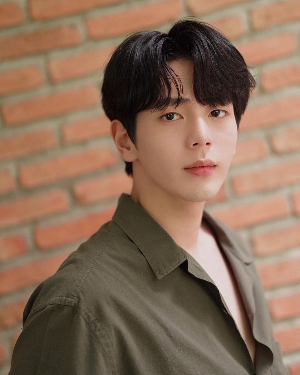 still in love with you guys since the first day🥺❤️always loving you until forever😘thank you cause come to our life KaoUp🥺We love you somuch and always support you guys🤗🥰
<a href="/numberx9th/">NUMBERx9TH</a>,<a href="/uppoompat/">uppoompat</a>

#KaoUpDestinyDay 
#KaoUp