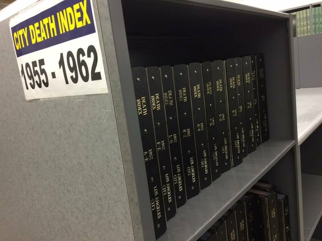 LFMM_Podcast's tweet photo. Death records, anyone?
#losfelizmurdermansion #losfelizmurderhouse #thelosfelizmurdermansionpodcast #truecrime #truecrimecommunity #truecrimepodcast #losfeliz #2475glendowerplace #podcastresearch #deathrecords https://t.co/VVQeC2Wa5R https://t.co/VO05zEP2PX