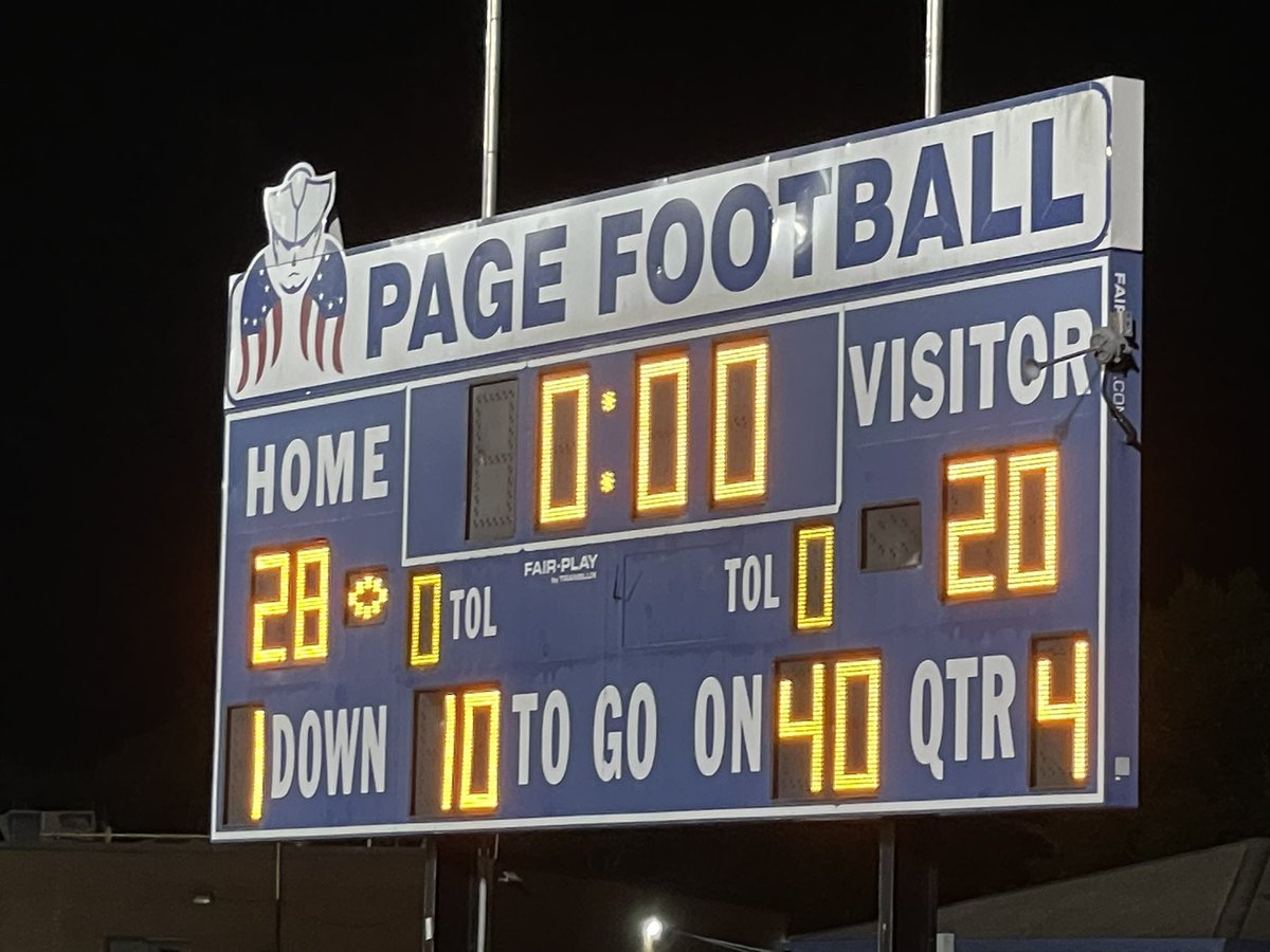 rebekahmsw's tweet photo. @pagefootball triumphs in the Battle of 840! #pagefootball #Patriots #BATTLEOF840 https://t.co/X2TGg9MiYp