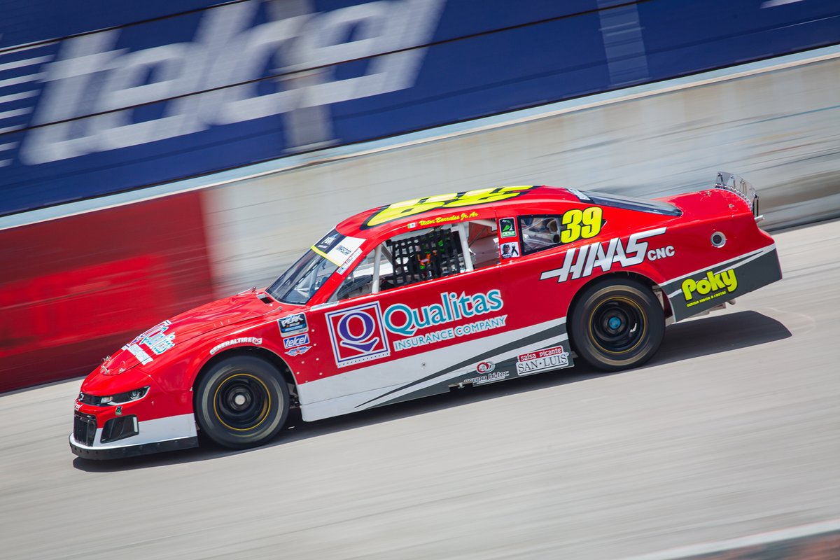 Una fecha especial llega este fin de semana para el potosino, Víctor Barrales Jr. en la categoría Nascar Challenge enfrentando la 5ta fecha de NASCAR PEAK México, Gran Premio Canel's en la carrera de casa, teniendo como sede el Súper Óvalo Potosino los días 21 y 22 de agosto.