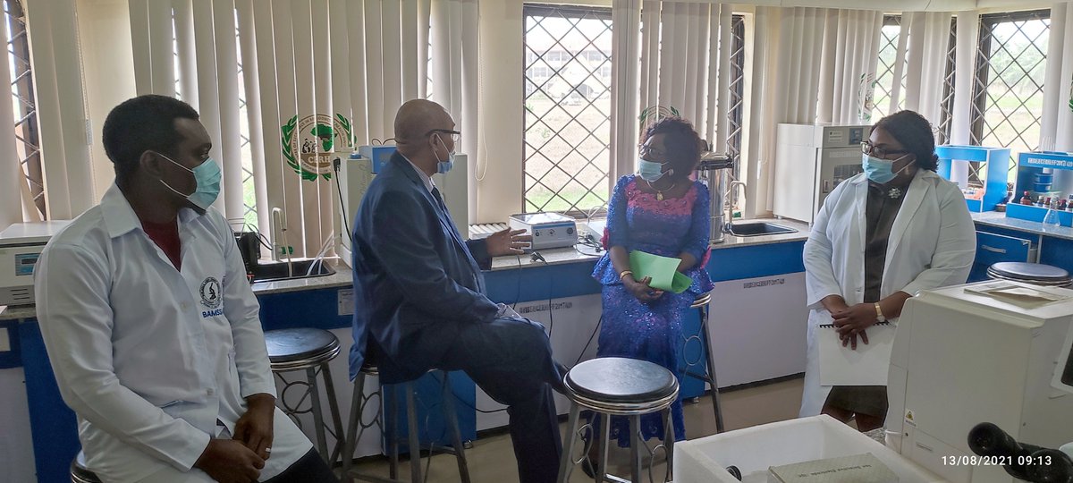 cerhi_uniben's tweet image. The Center of Excellence in Reproductive Health Innovation (@cerhi_uniben), @UniversityofBen has finally received the shipment of #InstrumentalAccess equipment from @SeedingLabs Boston, United States of America. Professor @feokonofua , Professor  Akhere Omonkhua with......