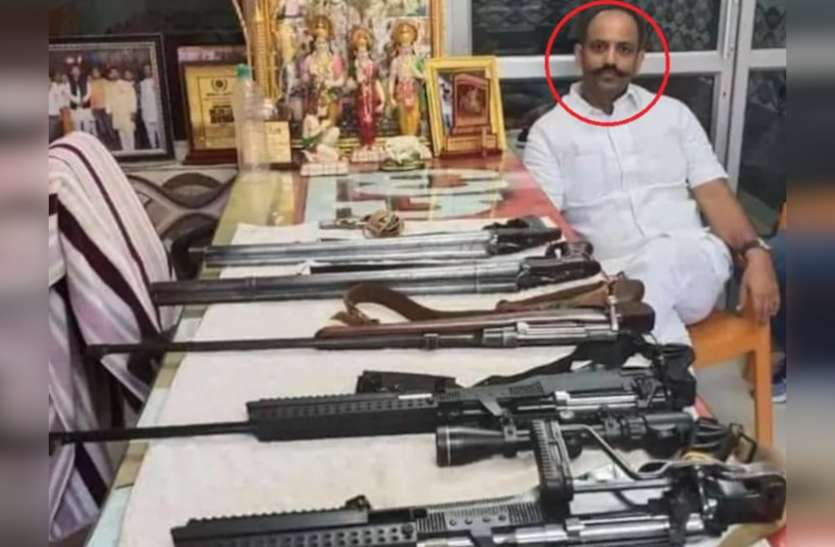 riz1ahamed's tweet photo. #TelSastaKarModi #RejectBJP_SupportFarmers

👇👇
Godi Media talking every day on #TalibanTerror 

But what about #SanghiTerror in our Country?? https://t.co/oFdcm0pUGL
