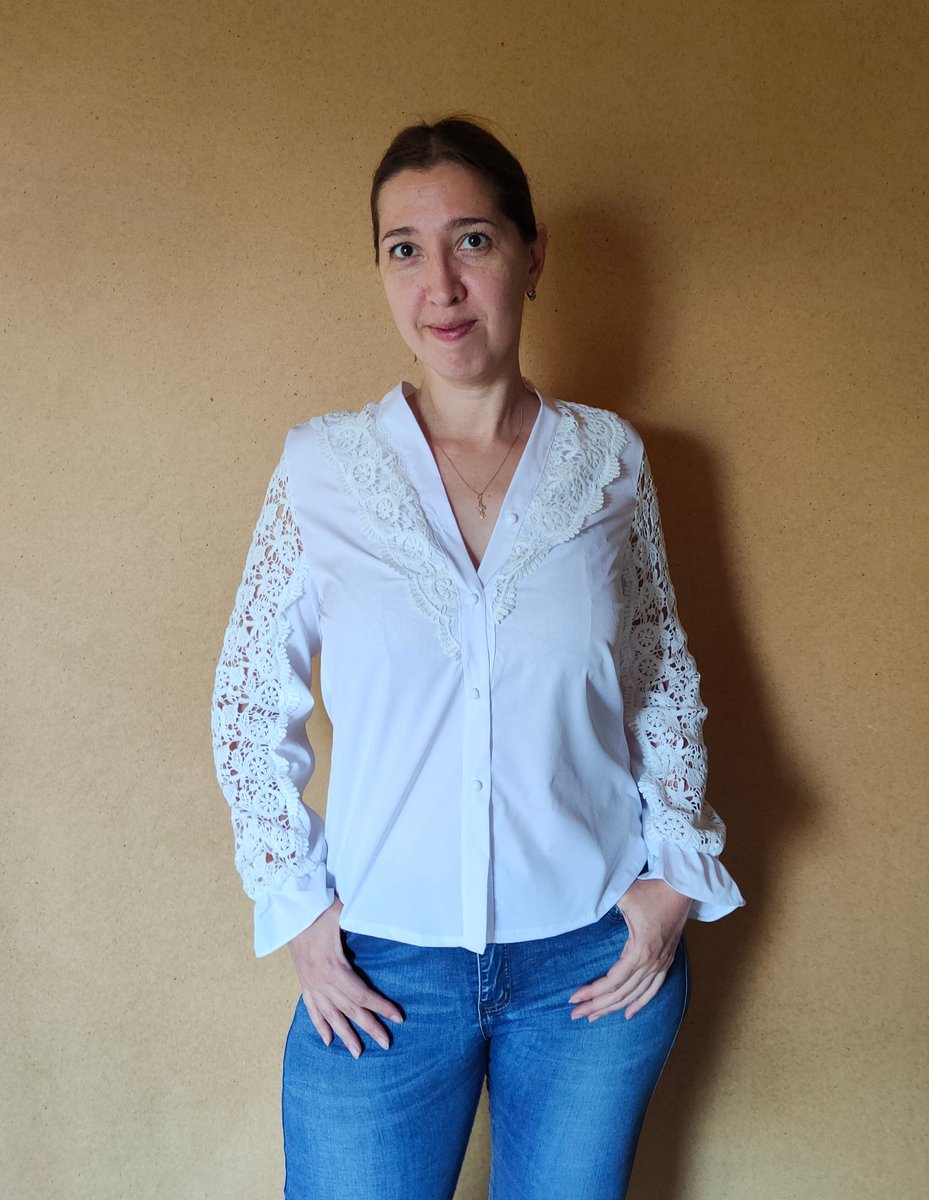 vikiri78's tweet photo. Симпатичная белая блузка от магазина Shop2944047 Store.
2XL на моем ОГ100.
Длина рукава на мой рост 174см вполне приличная.
Материал синтетика. Кружево, как мне показалось, из натуральных нитей. Чуть желтоватое на фоне основной ткани блузы.
Мне нравит��я!

https://t.co/XJGGswfjyN https://t.co/c7ptmdTWoo