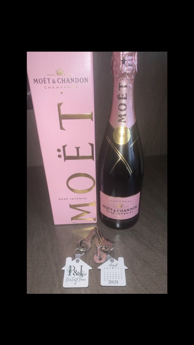 DeborahFrancisx's tweet photo. Huge congratulations to my daughter Lauren &amp; her Partner Paul on the purchase of their first home. Wishing them a lifetime of love and happiness https://t.co/cjH1UBaukd