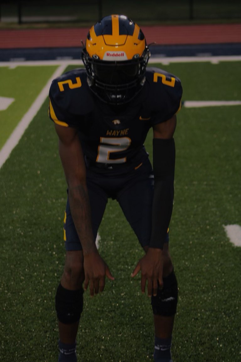 omarirush22's tweet photo. By any means🚦 @wayne_fball https://t.co/mZs0Yc4Vsz