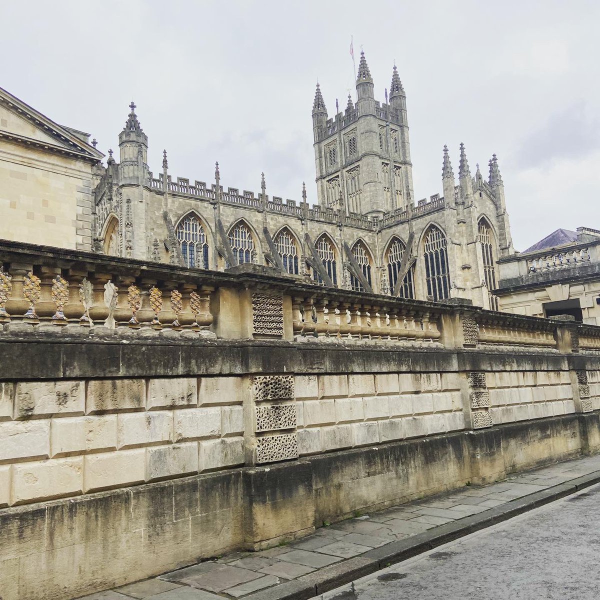 sedationdocs's tweet image. A couple of images sent in by a member of our team visiting Bath this weekend🌤
•
This scenery was too beautiful not to share with you all✨