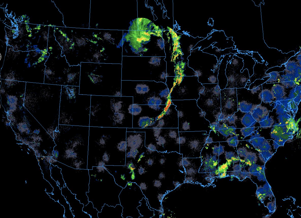 Past sixteen hours, radar precipitation loop, (#Iowa, #Minnesota), https://t.co/JvMxsHttt6 https://t.co/16E5MhHZh3