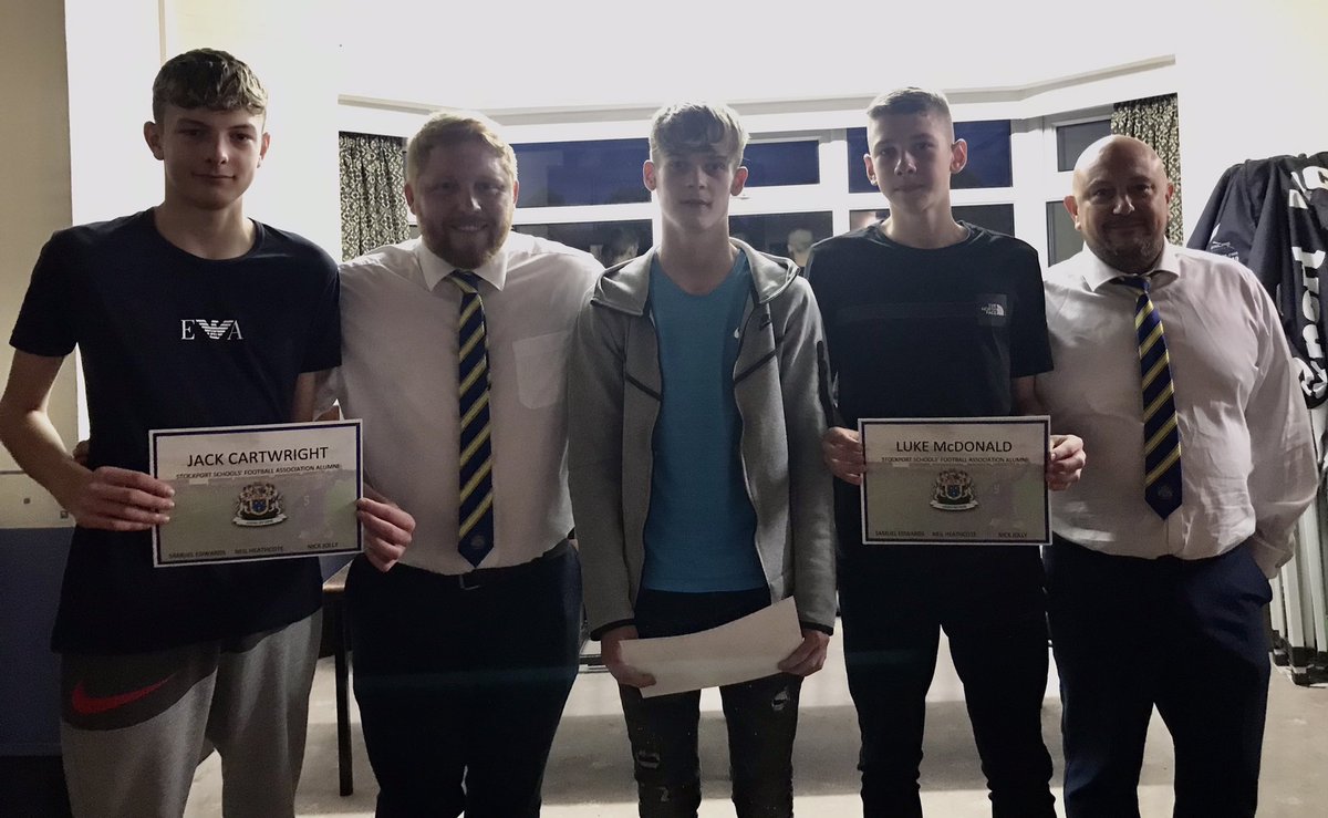 StockportSFA's tweet image. PRESENTATION EVENING || A massive thanks goes out to all the players, parents, coaches and staff for this year. Across two teams, and a few lockdowns, we have managed over 30 games in the most disrupted season ever! Thanks, and let’s look forward to 2021/22! 🔵⚪️ #StockportSFA