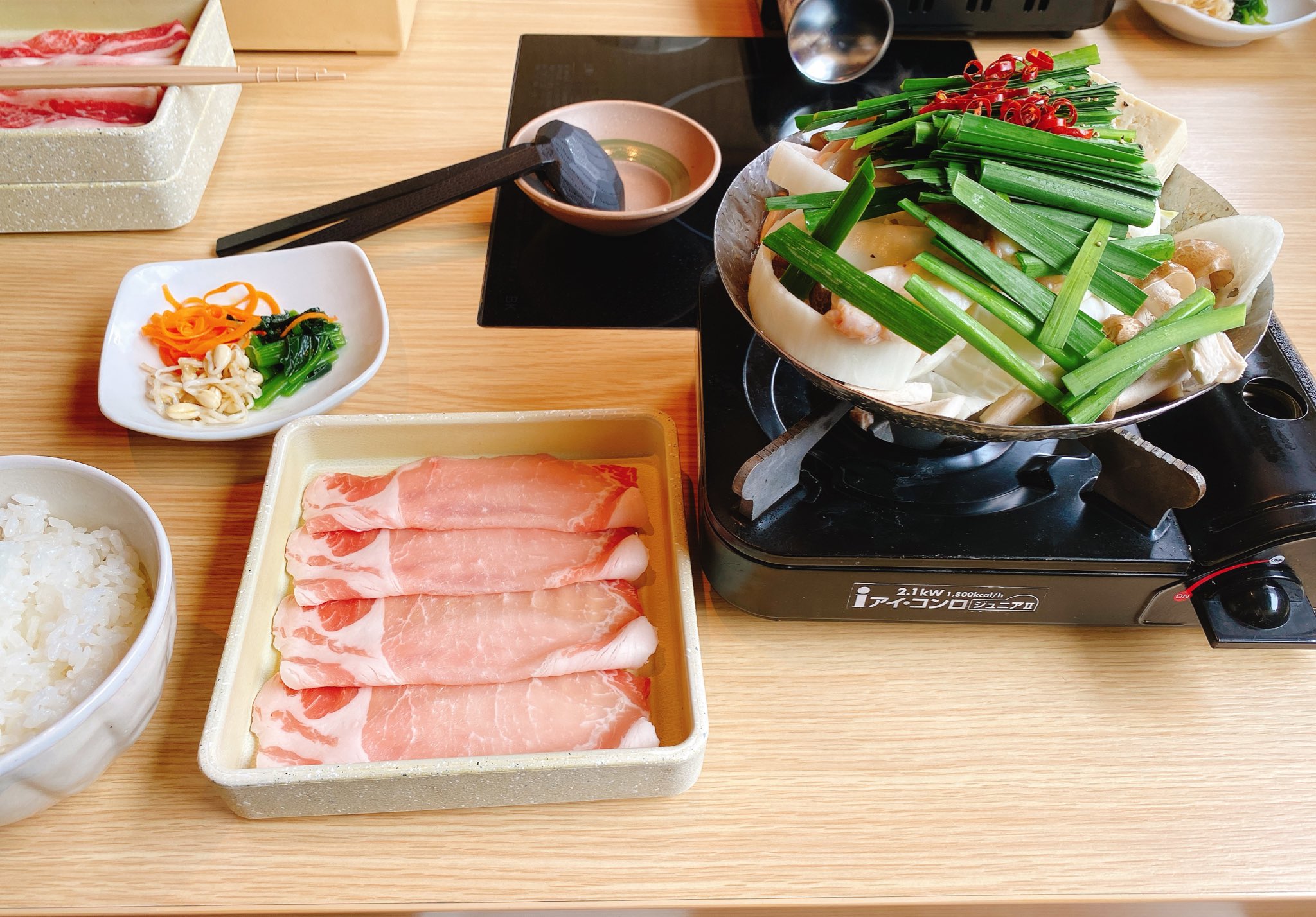 あおちょ お昼はベタちゃん用に色々買おうと富里のジョイフル本田のペットショップへ ランチは近くのしゃぶしゃぶ温野菜で 食べ放題にするほど食べれなそうだったのでもつ鍋御膳 うまうま T Co Wrcgdi7oan Twitter