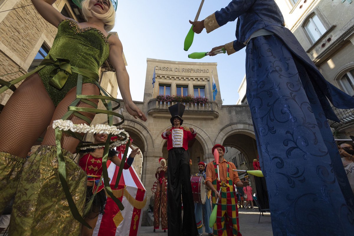 Com’è andata la prima giornata del San Marino Magic Circus?
Scopriamolo con le foto ufficiali!

Gli spettacoli vi aspettano anche questa sera dalle 19 a mezzanotte, e non perdete domani “Incanto”, a Cava dei Balestrieri!

Foto di <a href="/giancarlo/">Carlo</a>.bomba