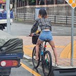 自転車の右側通行は違反ですよ～!ってあれ？!最後のオチが・・・!