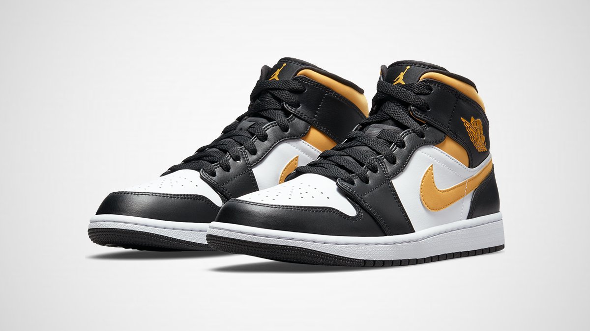 ArchiveSA's tweet photo. Air Jordan 1 Mid now available in-store & online: https://t.co/PYChP7h9rD in Men's UK6-11 for R2,199.95 & Junior / GS UK3-6 for R1,599.95.
Limited 1 per customer.
#ArchiveSA #AirJordan 1 https://t.co/w96EYeH8RH