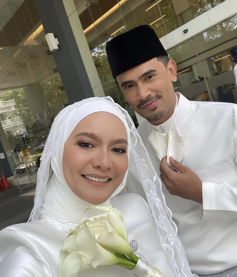 TheOnlyFatin's tweet photo. Congratulations Remy Ishak &amp; Ezza Zainal 😍 https://t.co/eBW4dGBcYR