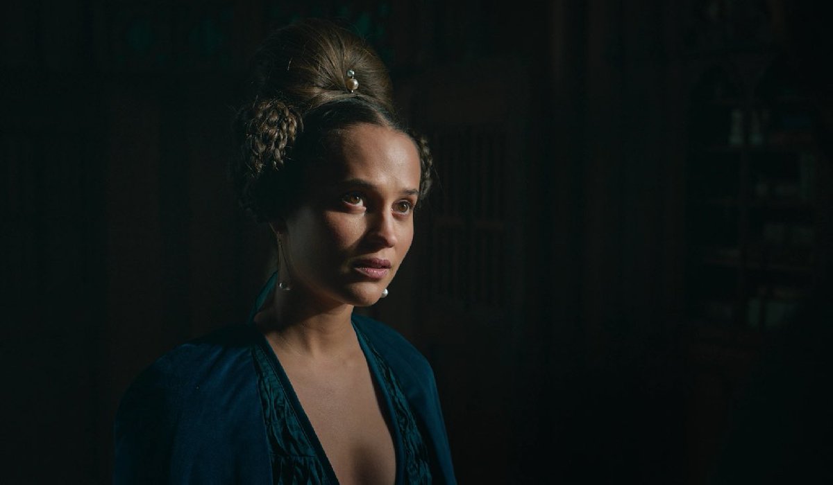 vikanderarchive's tweet photo. alicia vikander as ‘essel’ and ‘lady’ in the green knight https://t.co/q5LVXHiyFr