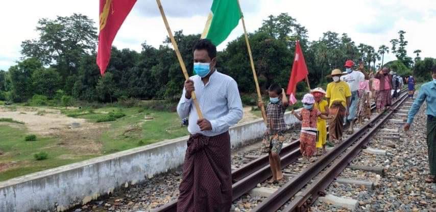 OhnLay4's tweet image. Butalin residents rallied &amp;amp; demonstrated against dictatorship, reciting anti-regime protest chants loud &amp;amp; clear for all to hear. RECOGNIZE NUG TO SAVE DEMOCRACY #Aug21Coup  #WhatsHappeningInMyanmar