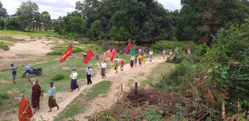 OhnLay4's tweet image. Butalin residents rallied &amp;amp; demonstrated against dictatorship, reciting anti-regime protest chants loud &amp;amp; clear for all to hear. RECOGNIZE NUG TO SAVE DEMOCRACY #Aug21Coup  #WhatsHappeningInMyanmar