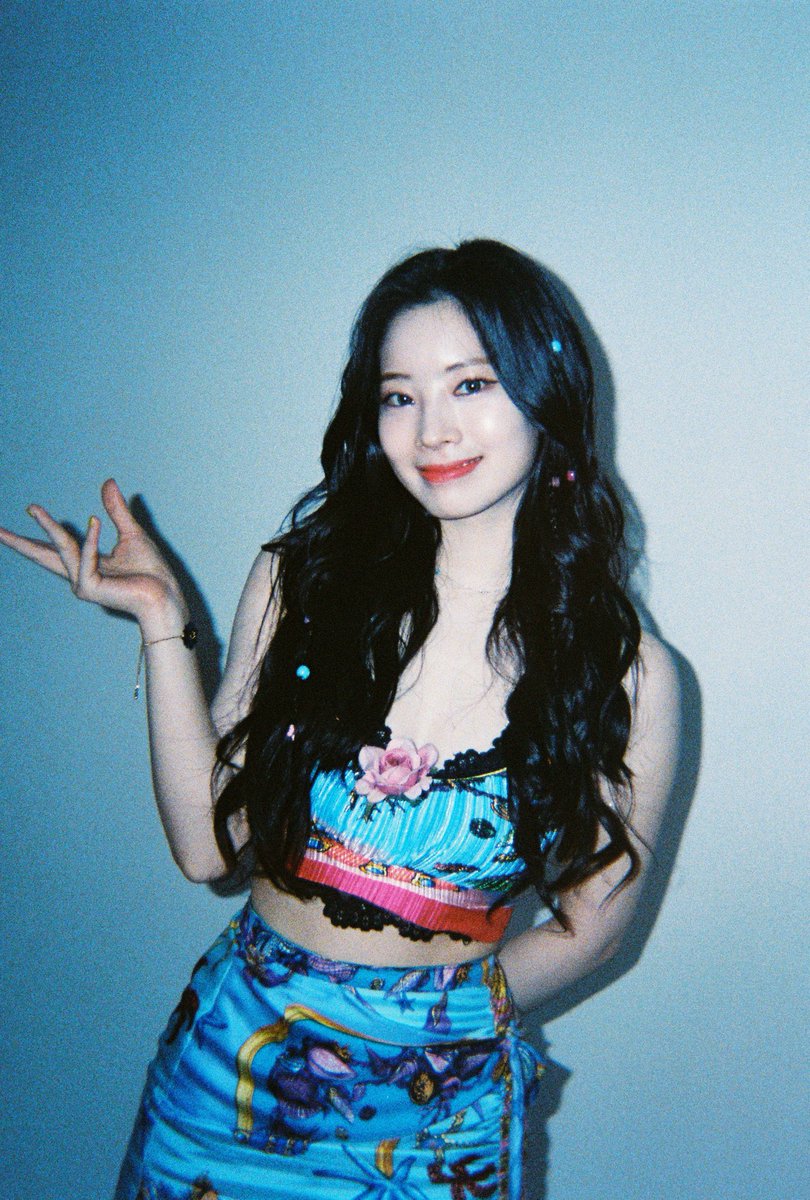 once_TZUSAMO's tweet photo. @Blink_dahyun7 持っていたらすいません＜(_ _)＞ https://t.co/lwWx4OHelP