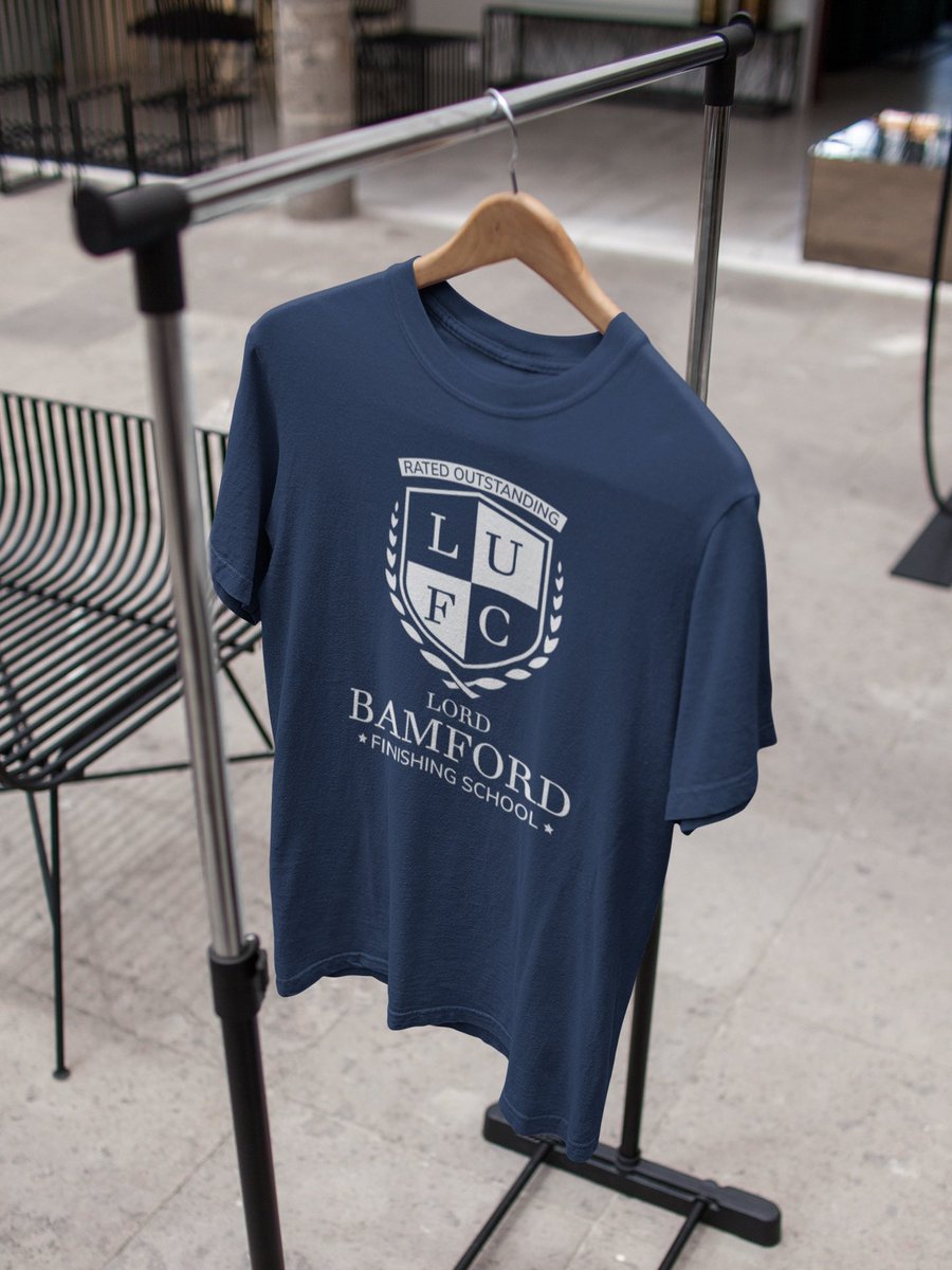 FOREVERLEEDSMOT's tweet photo. WIN 🤩 a Lord Bamford T-shirt to celebrate Paddy signing his new contract with @LUFC ✍️ 

- Follow &amp; Retweet 🔁
- Tag a #Leeds fan 

Which colour would you pick 👉 https://t.co/36UKd4U7It 

Closes at 8pm tonight ⏰

Good luck🤞😘 https://t.co/K9OfqyuMTv