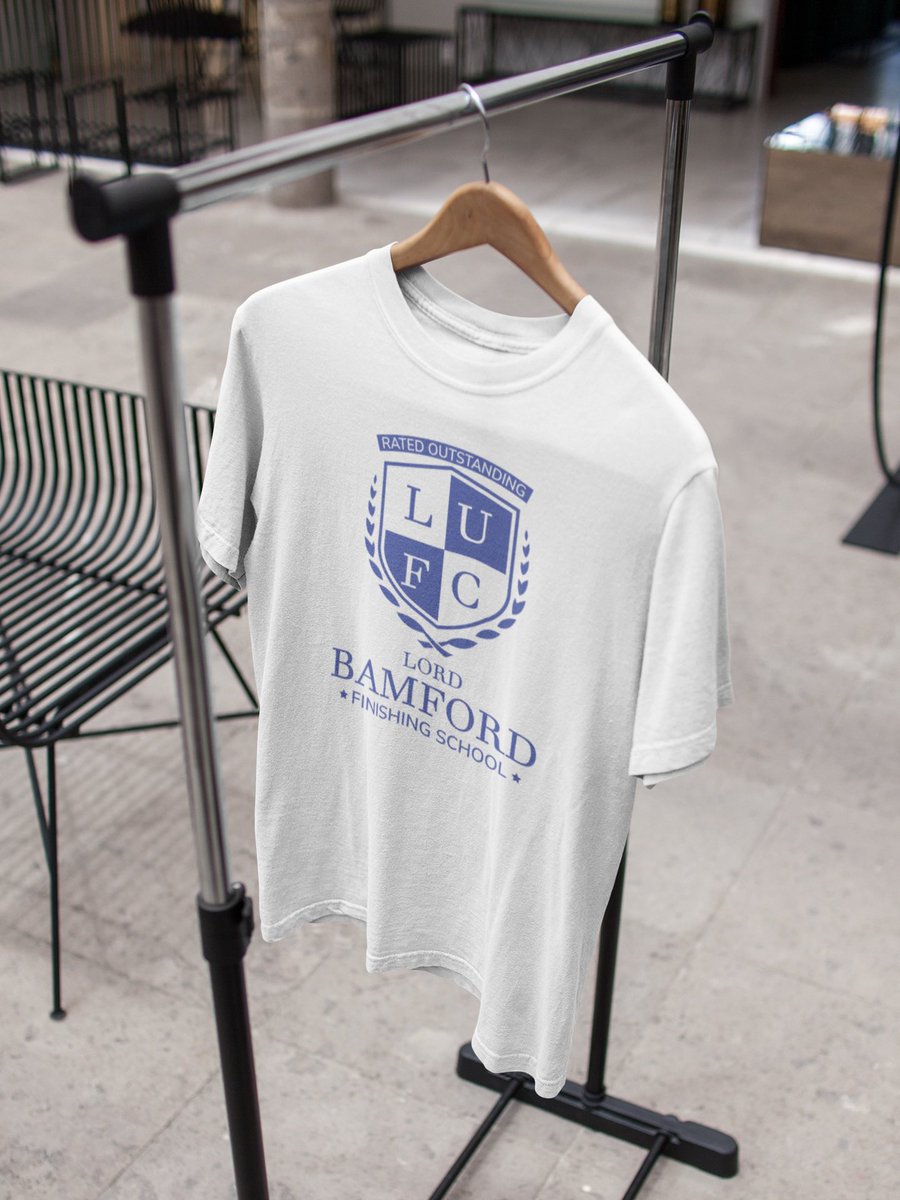FOREVERLEEDSMOT's tweet photo. WIN 🤩 a Lord Bamford T-shirt to celebrate Paddy signing his new contract with @LUFC ✍️ 

- Follow &amp; Retweet 🔁
- Tag a #Leeds fan 

Which colour would you pick 👉 https://t.co/36UKd4U7It 

Closes at 8pm tonight ⏰

Good luck🤞😘 https://t.co/K9OfqyuMTv