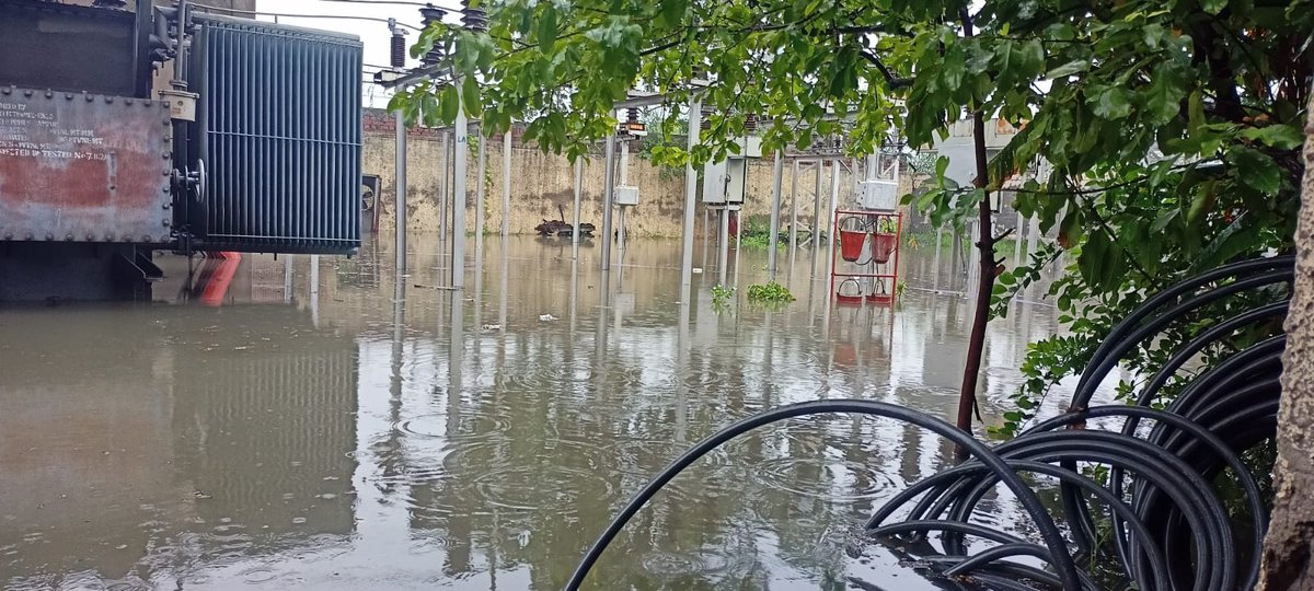 Sdo2khoda's tweet photo. Water logging at S/S Sector 62 A under EUDD-11 Khoda... Currently All Supply running normal https://t.co/TyoxaK1zrn