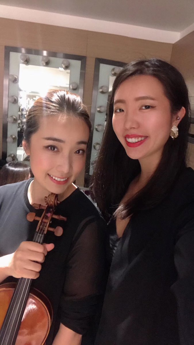 DaisyMariaMR's tweet photo. 想出门旅游啦，疫情什么时候能过去啊？！
#lesbian #lesbianlove #lesbiangirl #lesbianlife #lesbianlovers #rainbow #DaisyMariaMR #Dominatrix #Domination #Femdom #Findomme #Findom #ChineseMistress #Submissive #Submission #Dominant #BDSM #女王 #女王樣 #奴隸 https://t.co/BTylBB0F4C