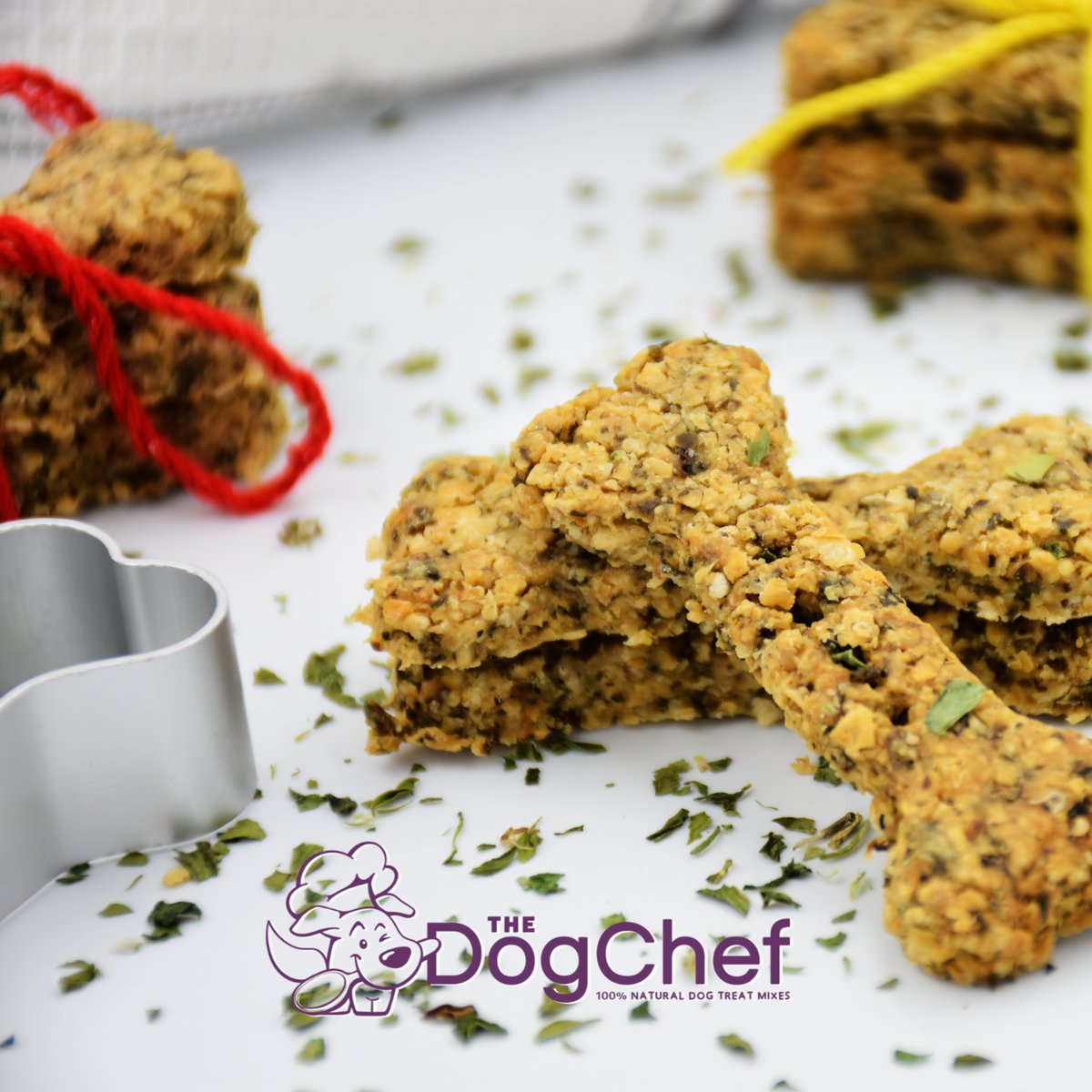 TheUKDogChef1's tweet photo. "We tried out The Dog Chef Oat &amp; Mint Biscuit Mix today. They were easy to make and Bella thought they were delicious 😋🐕‍🦺. Head over to their website for more information." https://t.co/I2nTbu21ZI https://t.co/8Tk3zDxXYo