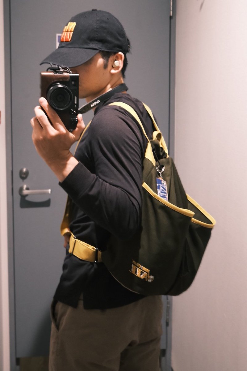 7415vX3's tweet photo. 完成!
ユタジャズオリジナルリュック(20-21 Earned Edition)
来シーズンが待ちきれない!
※型紙『帆布のバッグベーシックスタイル20』(日本ヴォーグ社)
#TakeNote #utahjazz #earnededition #handmade #sewing #crossstitch #originalbackpack #nbaソーイング https://t.co/5Z2dmVgQAq