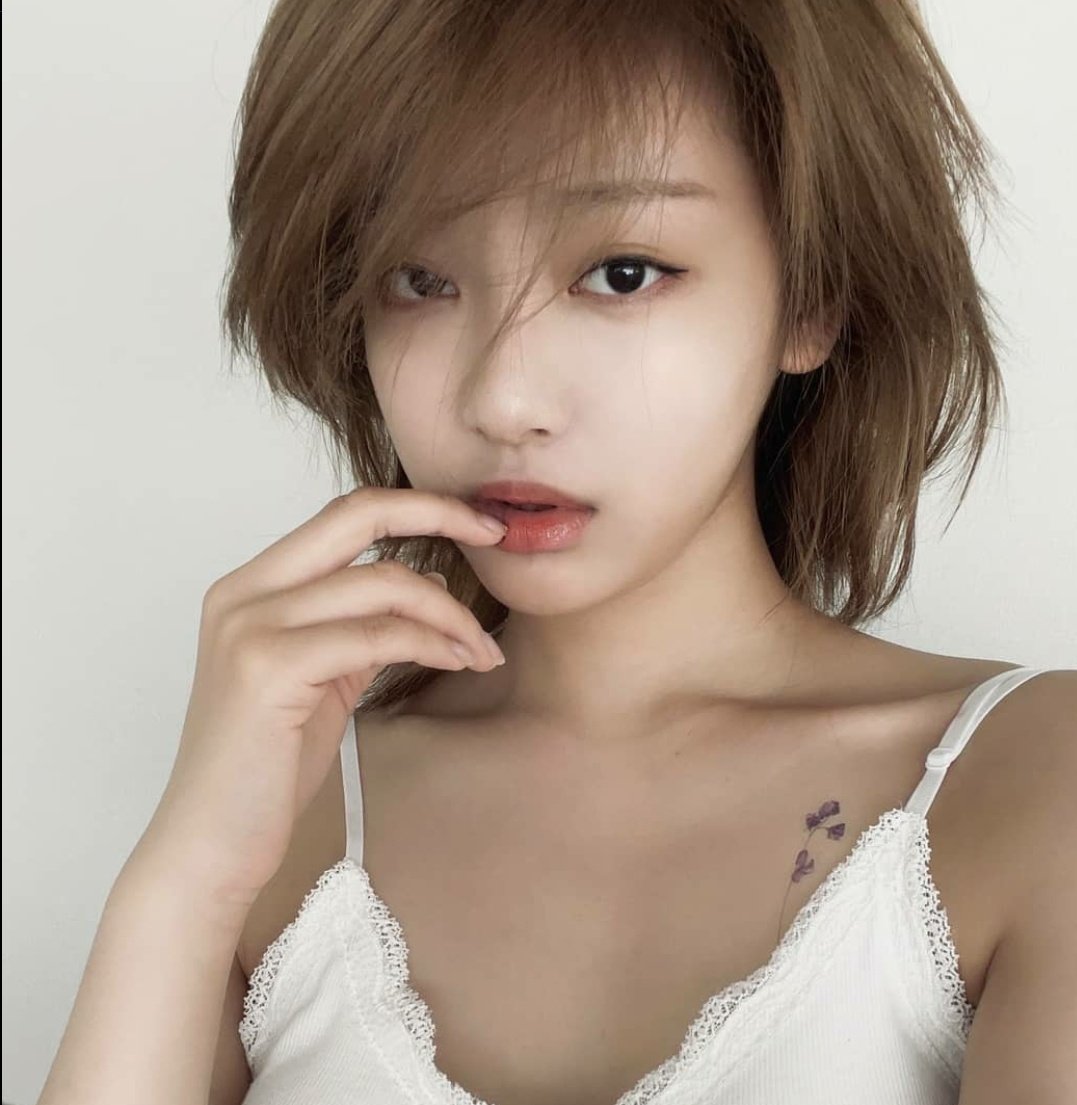 Ningning ve köpürcük kemikleri 
#aespa #NINGNING