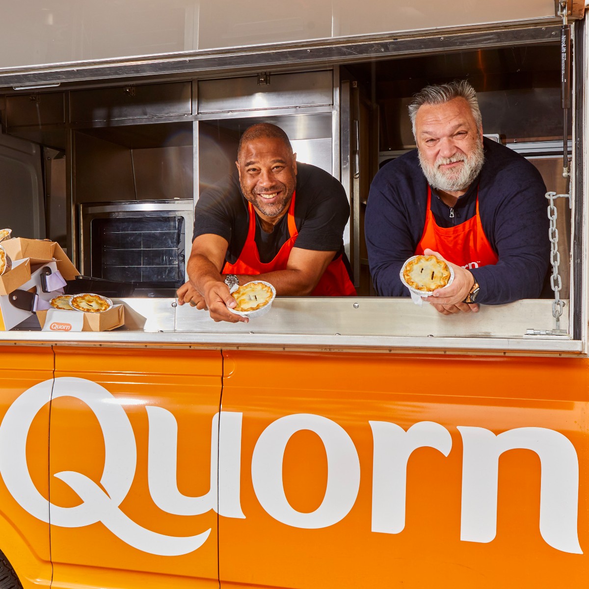 QuornFoods's tweet photo. It’s #MeatFreeMatchday over at Anfield Stadium with our BRAND-NEW Quorn Meat Free Steak Pie 🥧

Nothing beats a vegan take on a classic pie, complete with golden-brown pastry and a rich gravy filling 🤤

@LiverpoolFC fans, are you ready to #TryThePie? 

#LFC #LiverpoolFC https://t.co/EosqQPcGwV