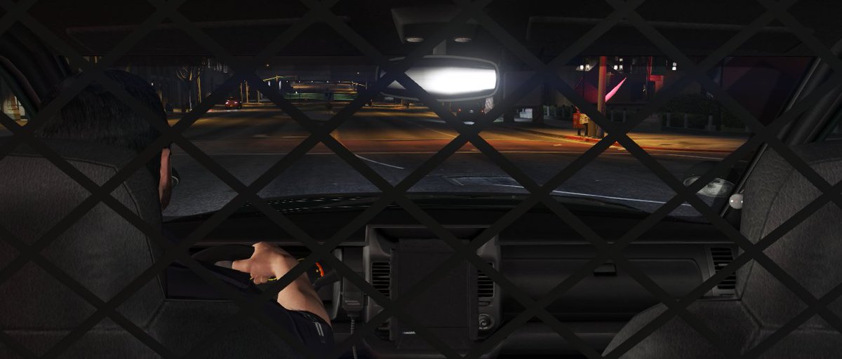 MilesG_SA's tweet photo. Miles was concussed for a bit but he managed to pick up the radio.

MG: Control, Lincoln-22 is involved in a TC at Pillbox Hill, requesting RA unit and backup, over.

C: All units, Lincoln-22 is involved in a TC and is requesting backup. RA unit is en route, over.

MG: My head... https://t.co/cr8naBRLXm
